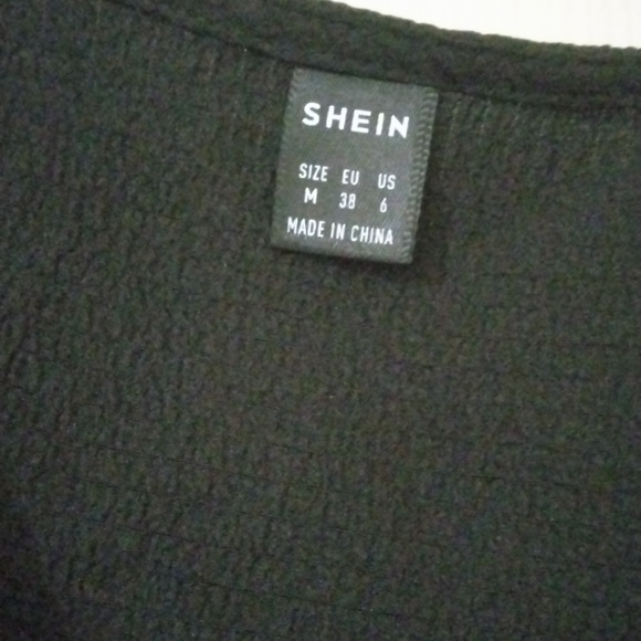 NWOT 2 SHEIN SHORT SLEEVE TOPS ALL SHEIN ITEMS-BUY ONE GET ONE FREE (BOGO) - Picture 3 of 4